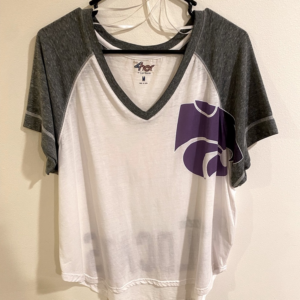 Kansas State Wildcats v-neck. Size medium.
